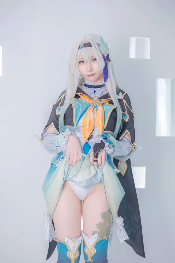   [Cosplay] Atsuki あつき 崩坏星穹铁道银狼流萤兔女郎性感角色扮演写真第284张图片