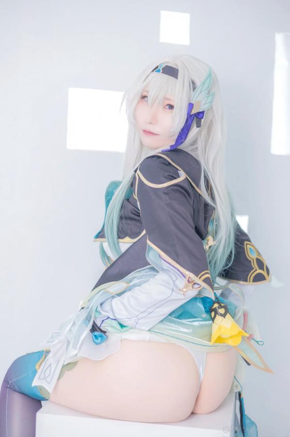   [Cosplay] Atsuki あつき 崩坏星穹铁道银狼流萤兔女郎性感角色扮演写真第302张图片