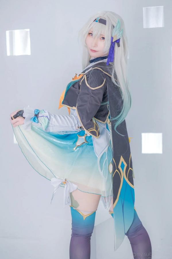   [Cosplay] Atsuki あつき 崩坏星穹铁道银狼流萤兔女郎性感角色扮演写真第305张图片