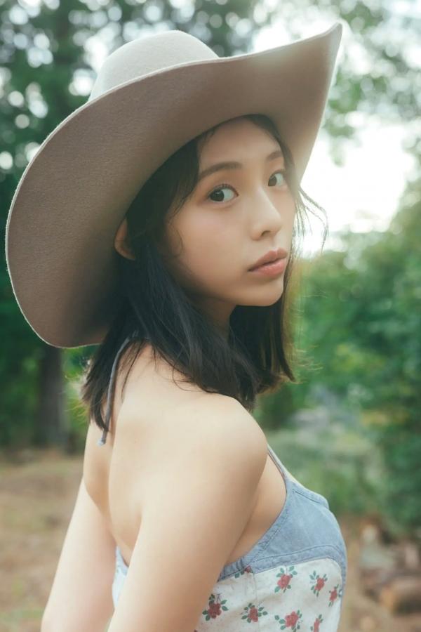    菊地姫奈 - Weekender 清新和服与治愈家居写真 [129P]第86张图片