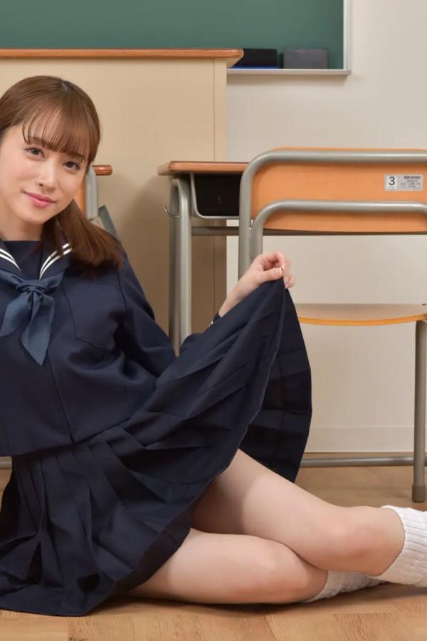  [LOVEPOP] Yuri Toka 桐香ゆうり Photoset 03 [102P] 教室水手服校服诱惑私房照第48张图片