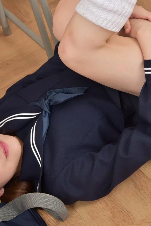   [LOVEPOP] Yuri Toka 桐香ゆうり Photoset 03 [102P] 教室水手服校服诱惑私房照第56张图片