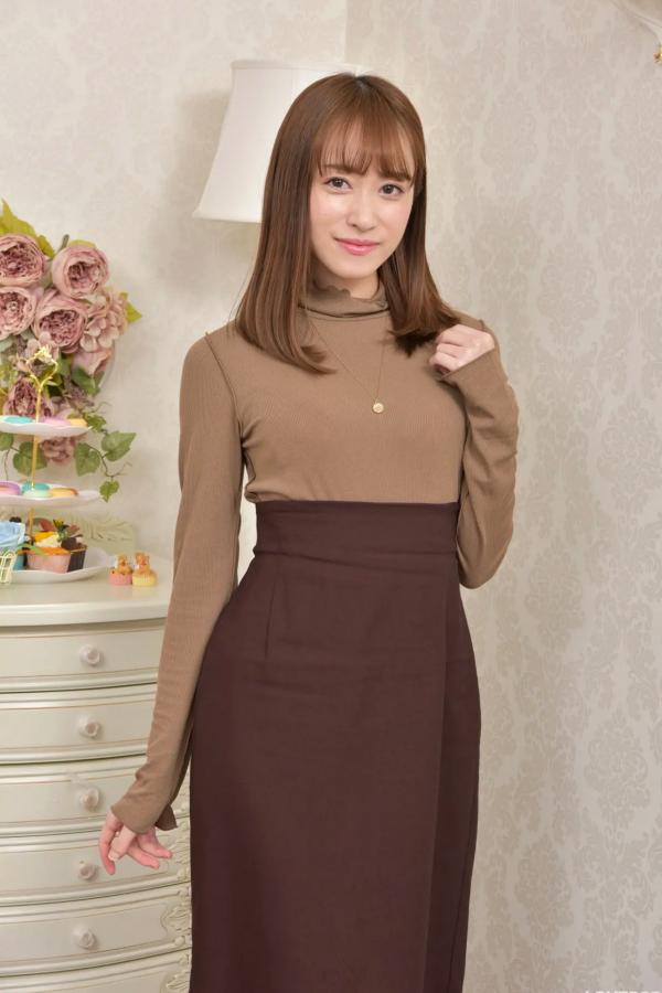   [LOVEPOP] Yuri Toka 桐香ゆうり Photoset 02 [106P] 温馨家居优雅私房性感内衣写真第2张图片