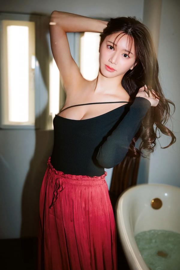  斎藤恭代 - BIJIN 柔美家居私房性感内衣写真 [122P73MB]第73张图片