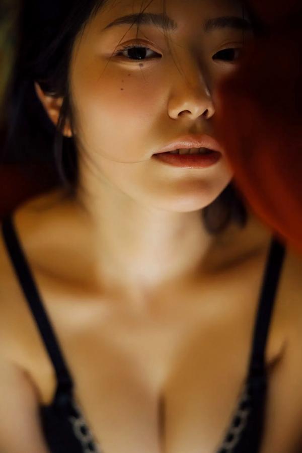  山田かな - どうせ好きになるくせに：日系清纯女神复古家居与性感比基尼私房写真第49张图片