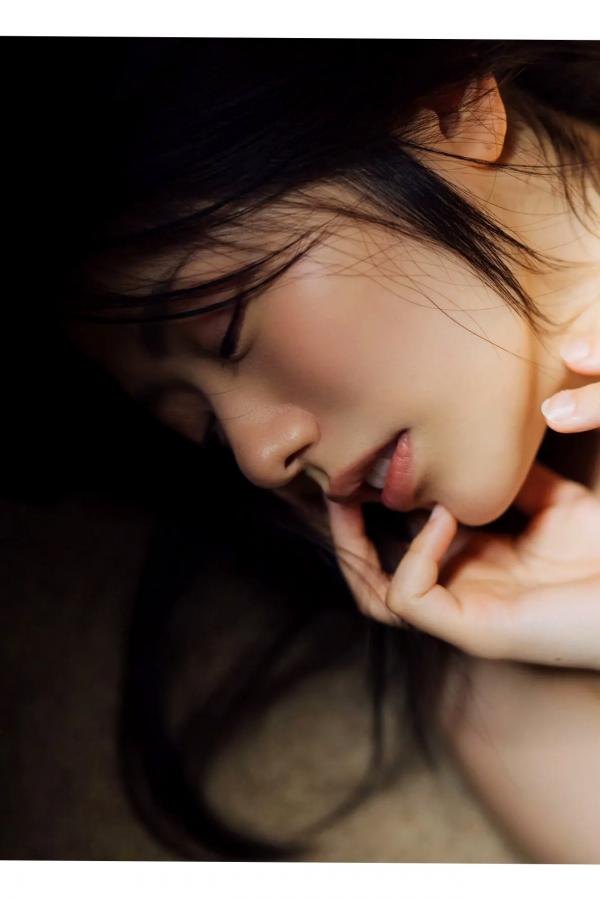   山田かな - どうせ好きになるくせに：日系清纯女神复古家居与性感比基尼私房写真第74张图片
