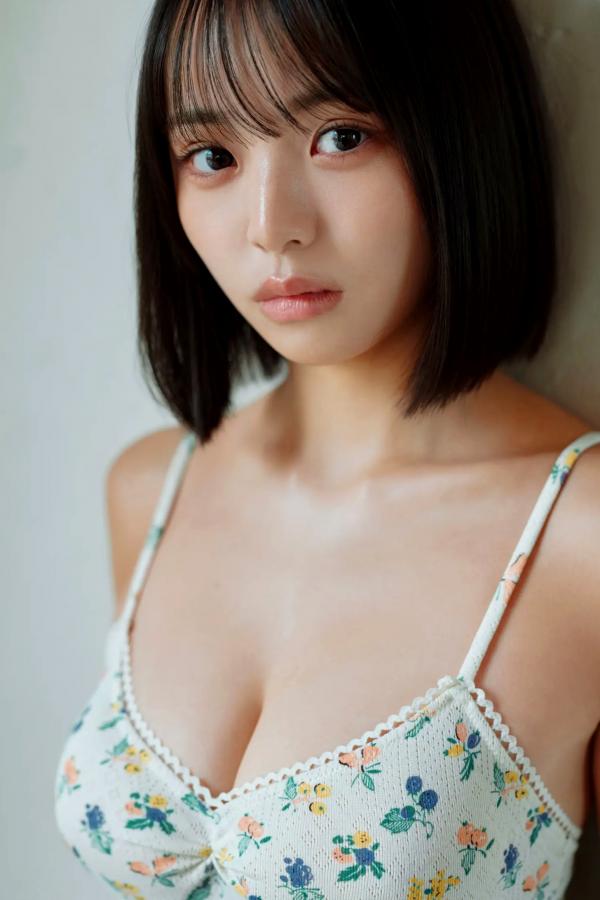   織莉叶 - おりとと一緒に 清纯家居私房与日系性感比基尼写真第34张图片