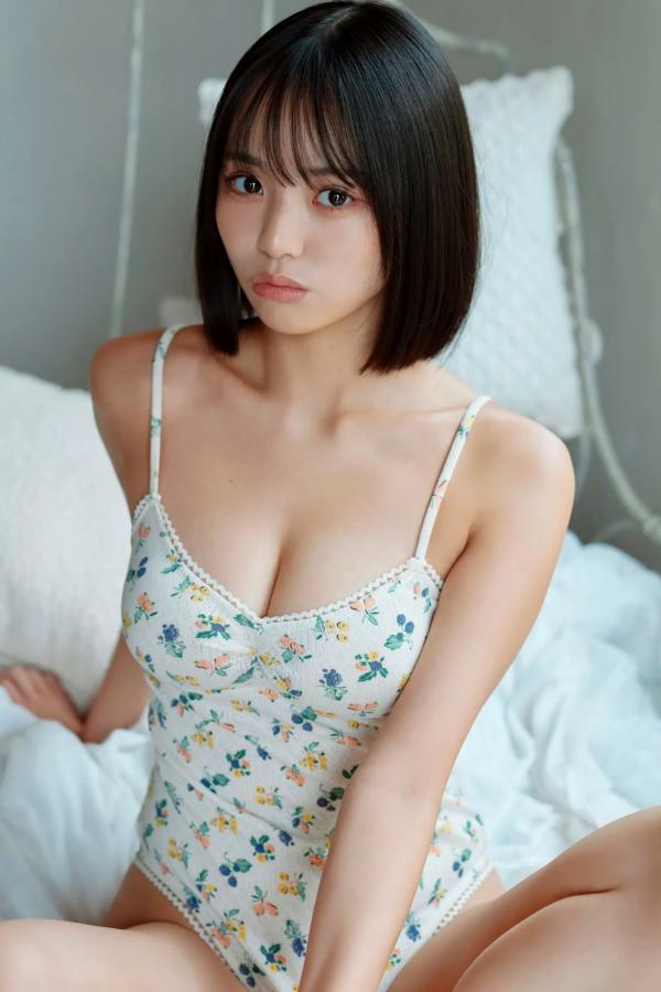   織莉叶 - おりとと一緒に 清纯家居私房与日系性感比基尼写真第40张图片