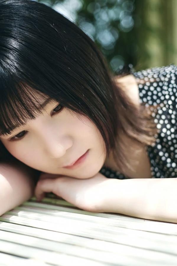   川村ゆい《看上去清纯吗？》日系家居大尺度性感内衣私房写真第3张图片