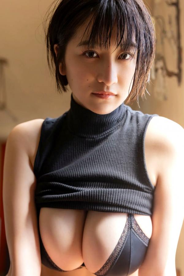    榎原依那《満を持して》性感海边比基尼与私房内衣写真第55张图片