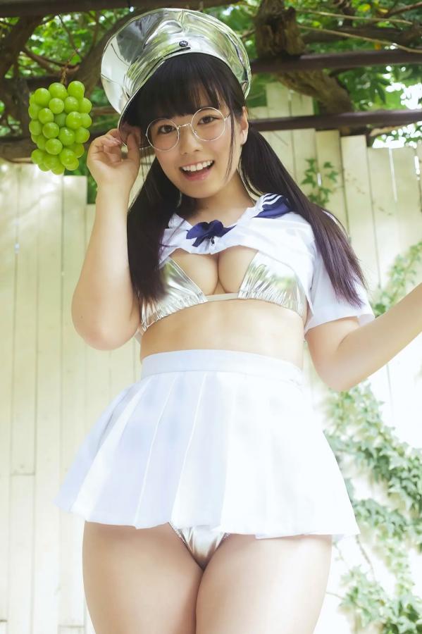   東雲うみ - 水果与眼镜性感写真 日本水手服眼镜娘内衣诱惑大尺幅第52张图片