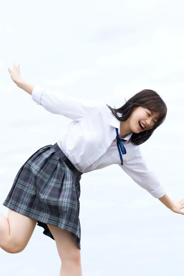   石原さき泳池性感比基尼与海边校服清纯阳光写真第49张图片