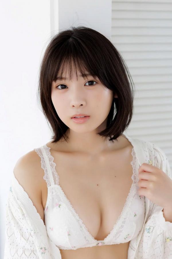  芳賀礼 - 难波第一可爱美少女 居家白色内衣清纯写真第2张图片