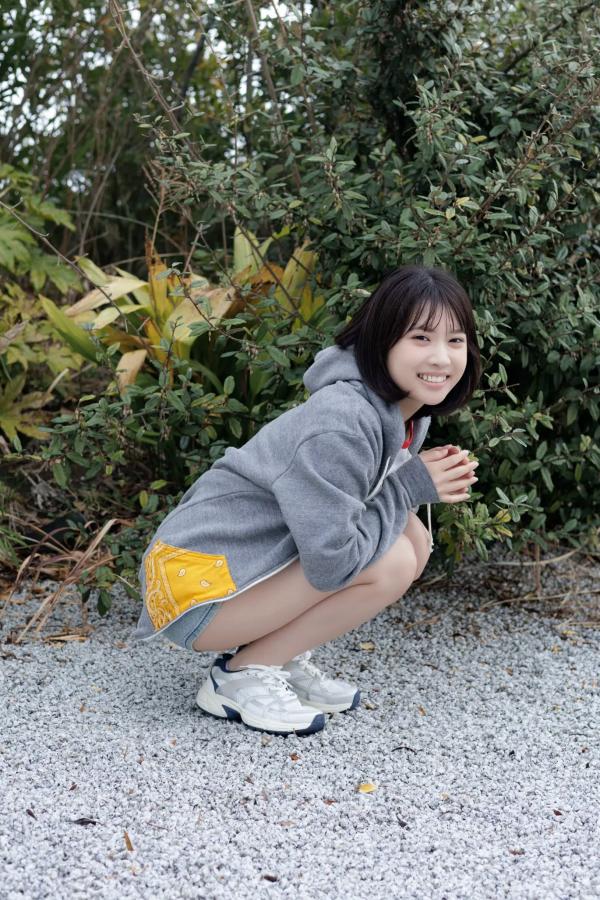   芳賀礼 - 难波第一可爱美少女 居家白色内衣清纯写真第21张图片