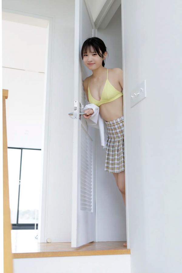   芳賀礼 - 难波第一可爱美少女 居家白色内衣清纯写真第46张图片