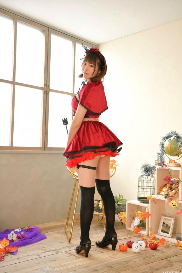   [LOVEPOP] Saki Sakurai 桜井紗稀 Photoset 01 红色小魔女角色扮演性感美胸写真第14张图片