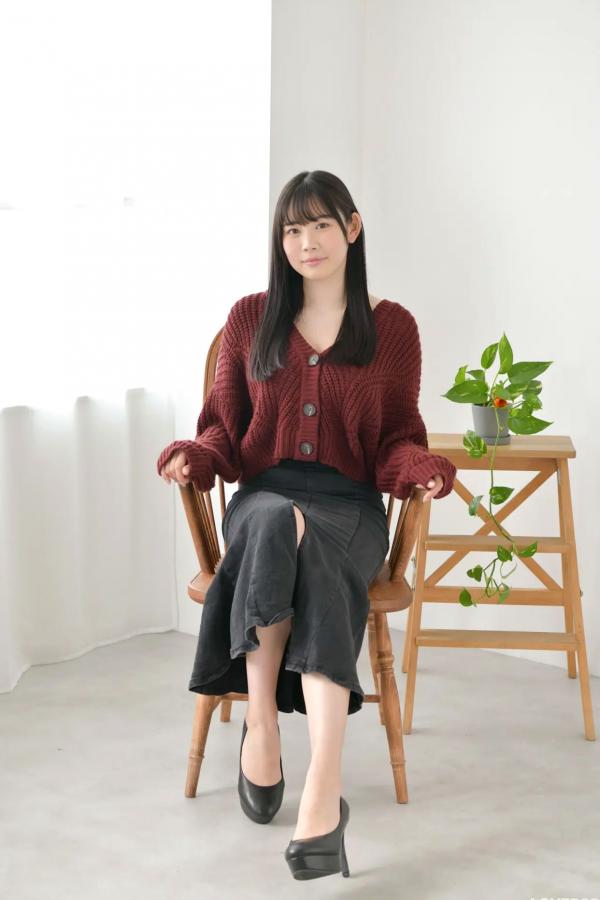   [LOVEPOP] Seina Shinomi 篠見星奈 Photoset 09 家居私房温婉美腿写真第1张图片