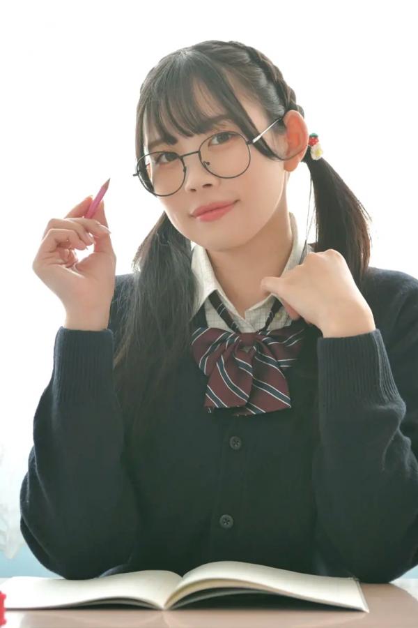   [LOVEPOP] Seina Shinomi 篠見星奈 Photoset 05 日系JK制服清纯校服美腿写真第10张图片
