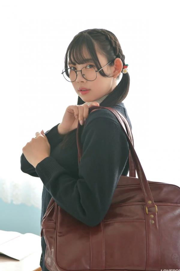   [LOVEPOP] Seina Shinomi 篠見星奈 Photoset 05 日系JK制服清纯校服美腿写真第14张图片