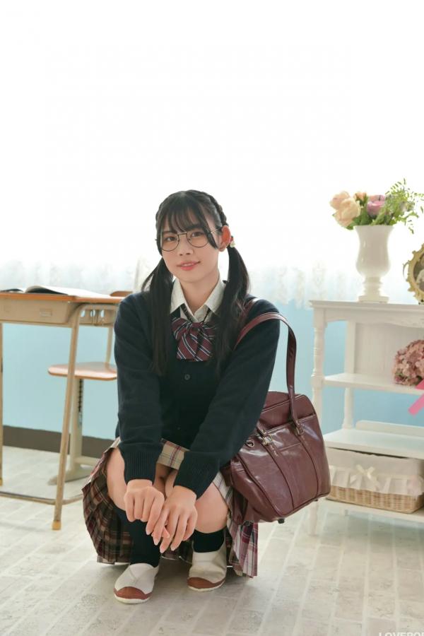   [LOVEPOP] Seina Shinomi 篠見星奈 Photoset 05 日系JK制服清纯校服美腿写真第20张图片