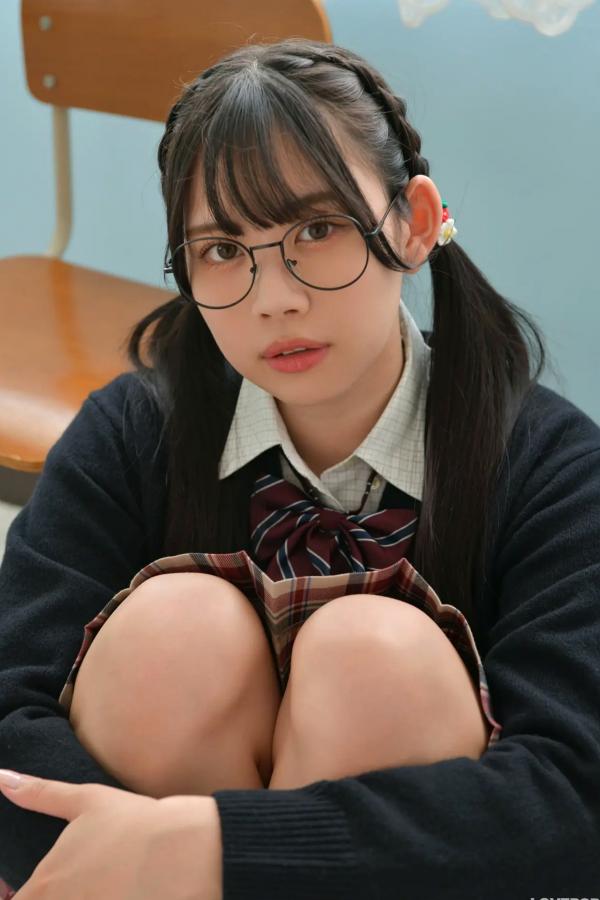   [LOVEPOP] Seina Shinomi 篠見星奈 Photoset 05 日系JK制服清纯校服美腿写真第64张图片