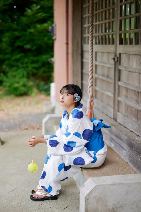   桑島海空 - ラスト?サマー?ビキニ：日系清纯女神海边比基尼与夏日和服写真第70张图片