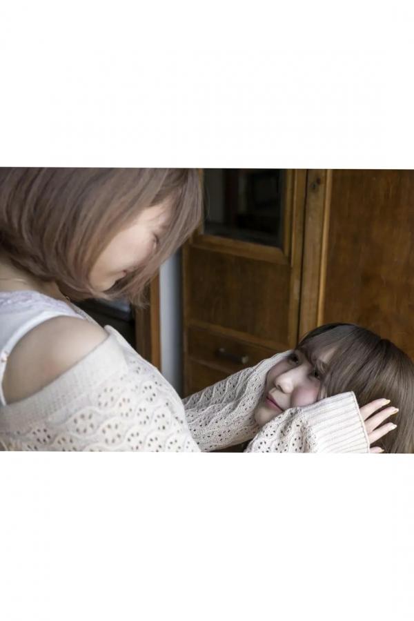 小日向愛 小日向結衣 小日向結衣 x 望月彩未 - ふたり暮らし 日系家居私房内衣写真第9张图片