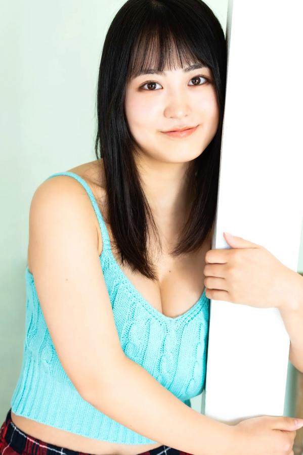   《福井梨莉華 - りりかる》日本清纯童颜巨乳美少女比基尼性感写真第3张图片