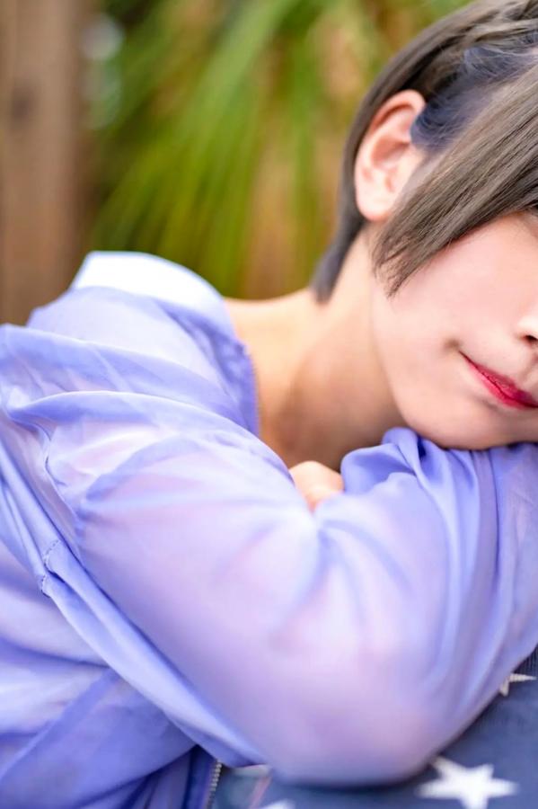   美東澪 - みおしずく 户外黑蕾丝透视与浴室湿身性感内衣写真第31张图片