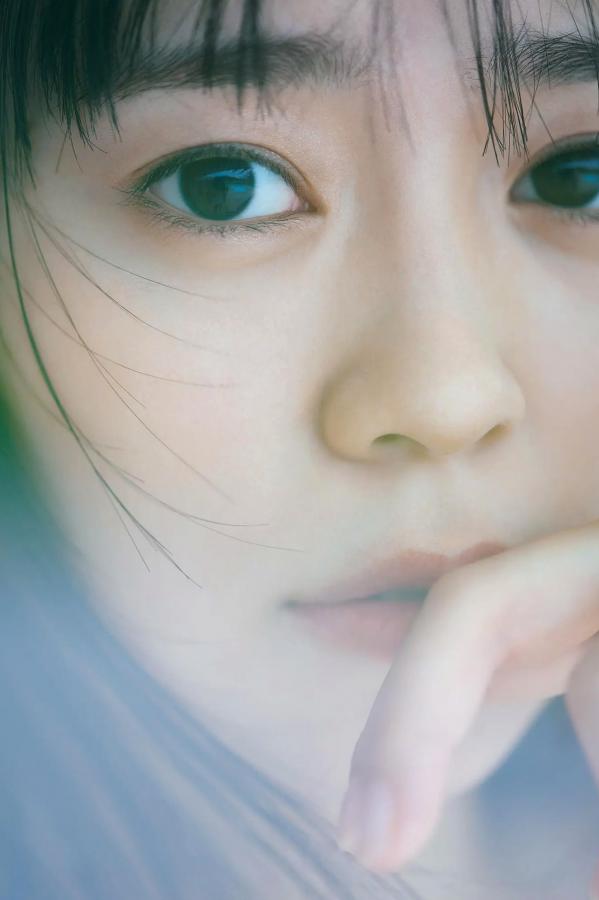   坂井仁香 - ひとかけら 户外泳池比基尼清新写真第2张图片