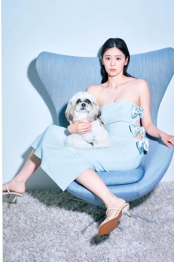   坂井仁香 - ひとかけら 户外泳池比基尼清新写真第11张图片
