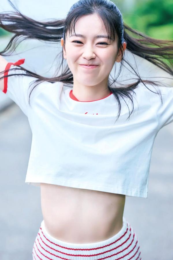   坂井仁香 - ひとかけら 户外泳池比基尼清新写真第27张图片