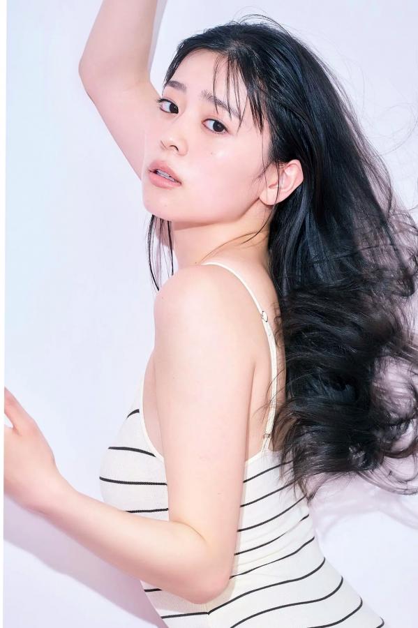   坂井仁香 - ひとかけら 户外泳池比基尼清新写真第61张图片