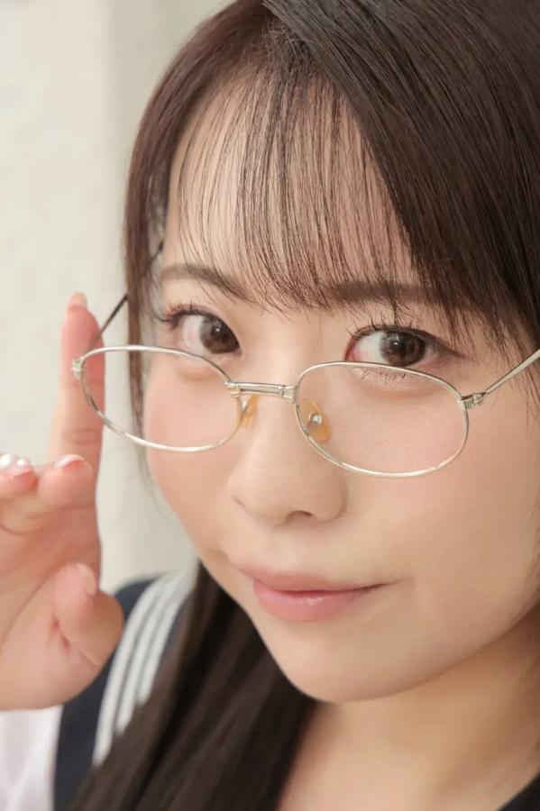  [LOVEPOP] Fureia ふれいあ Photoset 01 日系水手校服眼镜诱惑性感美臀写真第4张图片