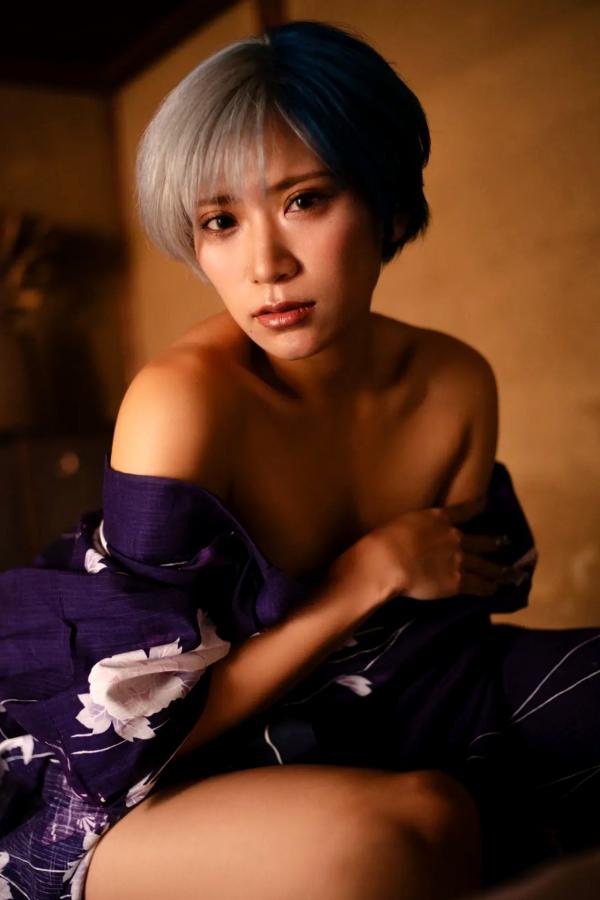   信子（ぱーてぃーちゃん）- 抱いて??? 日本性感艺人日式和服与私房内衣诱惑写真第42张图片