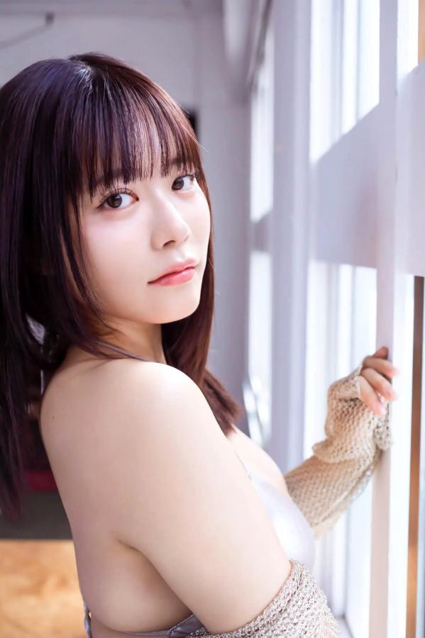   東雲うみ《Nocturne》性感写真：复古比基尼与街头冷艳女神诱惑第16张图片