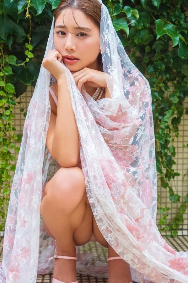   斎藤恭代 - COVER DX 泳池性感泳装与复古音乐写真第7张图片