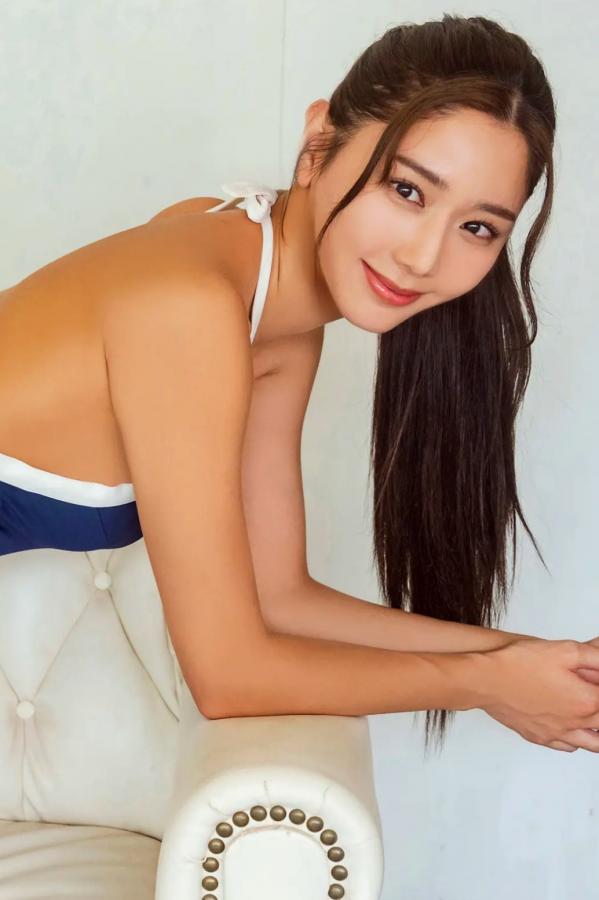   斎藤恭代 - COVER DX 泳池性感泳装与复古音乐写真第96张图片