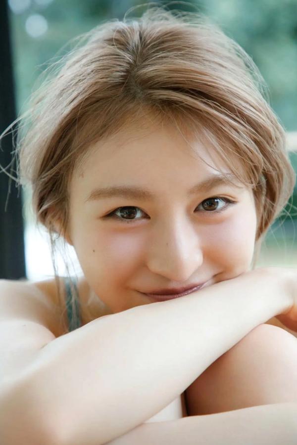   宮部のぞみ - 解放！誘惑の脚線美：日本女星泳池比基尼与浴室性感美腿写真第11张图片