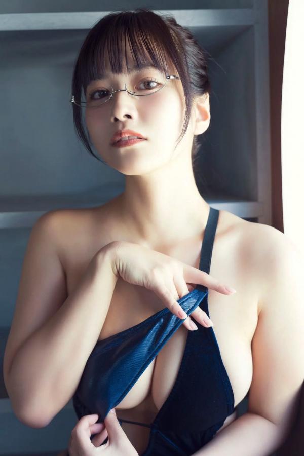  東雲うみ - 自分専用アンドロイド 日本女神眼镜私房与角色扮演性感写真第49张图片