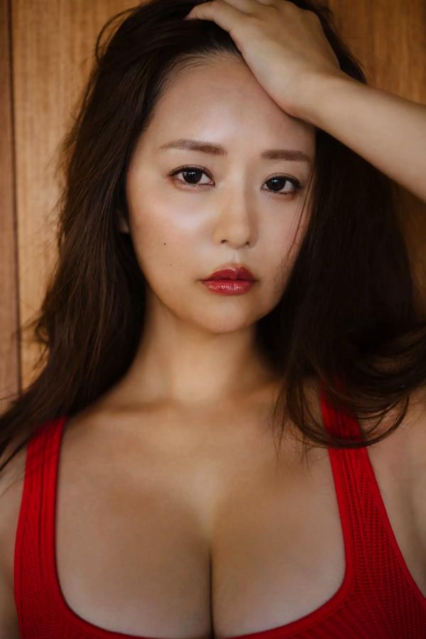    井口裕香 - 恋する沖縄。日本声优冲绳户外湿身性感比基尼写真第48张图片
