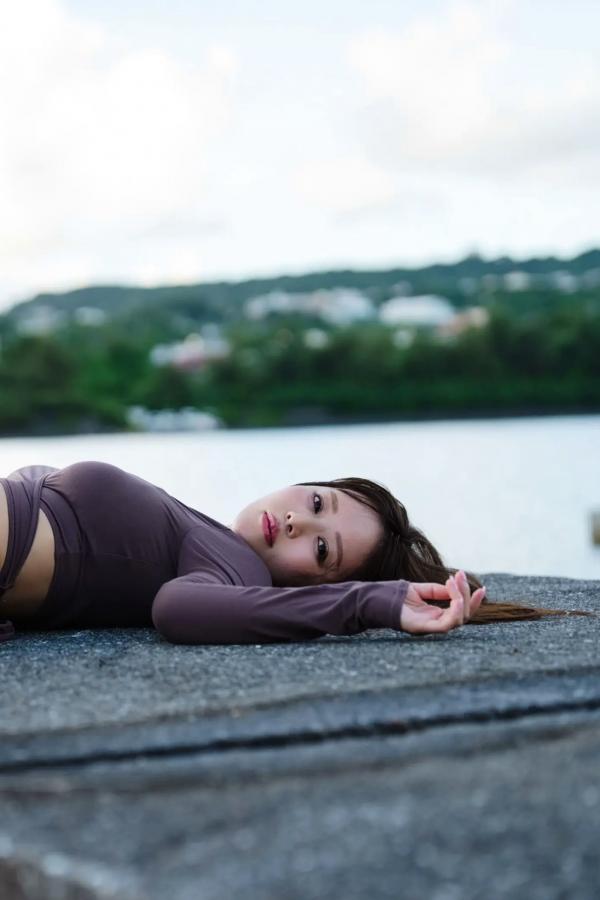    井口裕香 - 恋する沖縄。日本声优冲绳户外湿身性感比基尼写真第65张图片