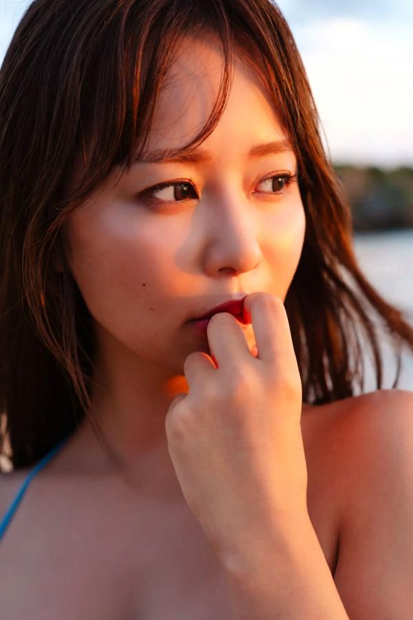    井口裕香 - 恋する沖縄。日本声优冲绳户外湿身性感比基尼写真第70张图片
