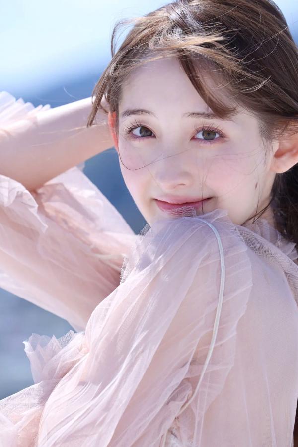   菜那セシル《淡く、ほのかに。》日本美少女户外薄纱与浴室比基尼写真第2张图片
