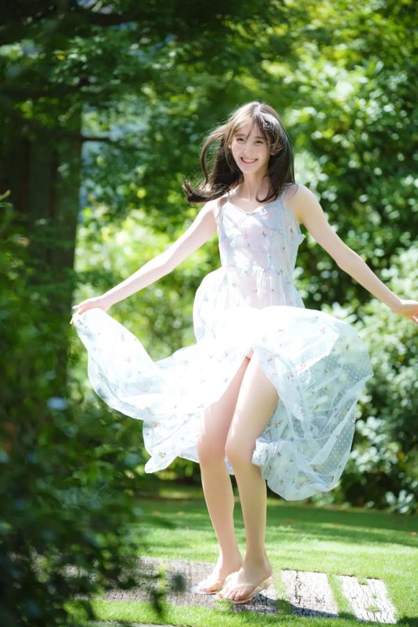   菜那セシル - ハタチのトキメキ 20岁少女清新家居比基尼私房写真第6张图片