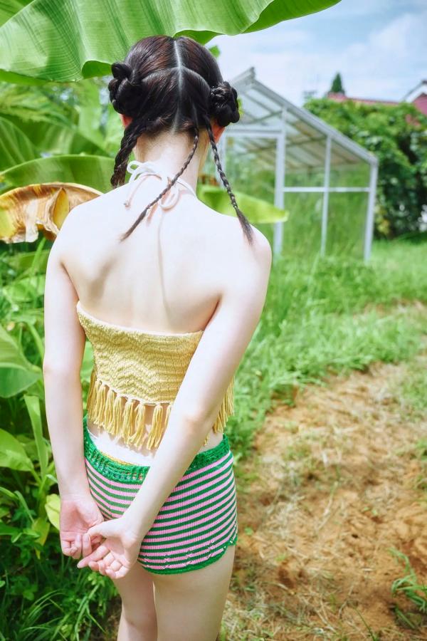   ちーまき - 思春期が抜けない天然ボディ 日本清纯美少女家居比基尼写真第2张图片