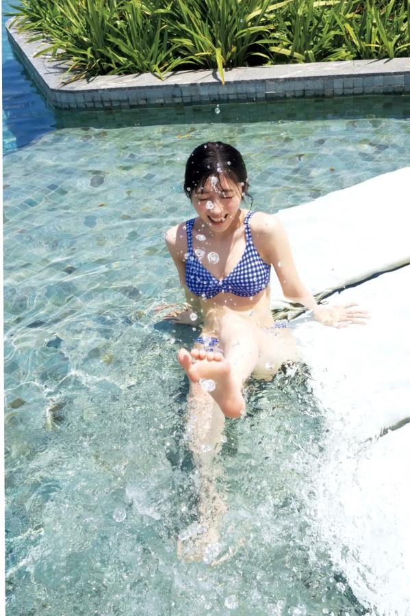   佐藤綺星《天使の反射角度》泳池比基尼清纯私房写真第91张图片