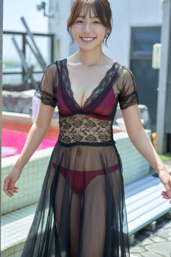   井手美希 - Kiss You 日本清纯美少女性感比基尼泳池写真第92张图片