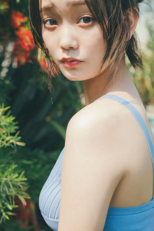    青戸しの - WHITE and??? 泳池蓝色比基尼清新甜美写真第13张图片