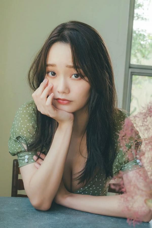    青戸しの - WHITE and??? 泳池蓝色比基尼清新甜美写真第41张图片